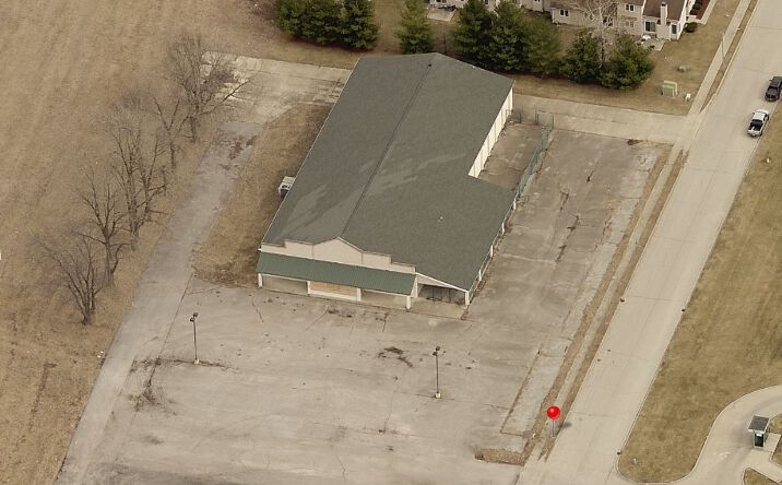 Pictures of Retail property located at 200 Spitler Pk Plz Dr, Mt Zion, IL 62549 for sales - image #1