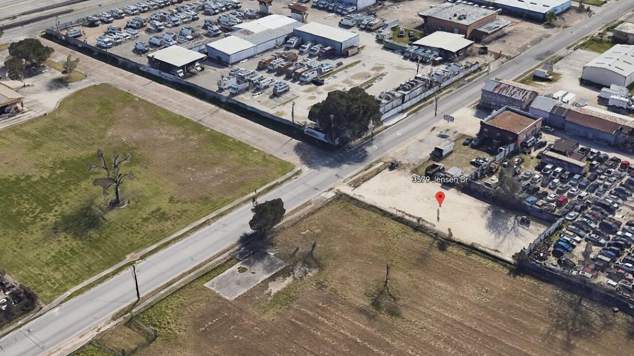 3579 Jensen Dr, Houston, TX 77026