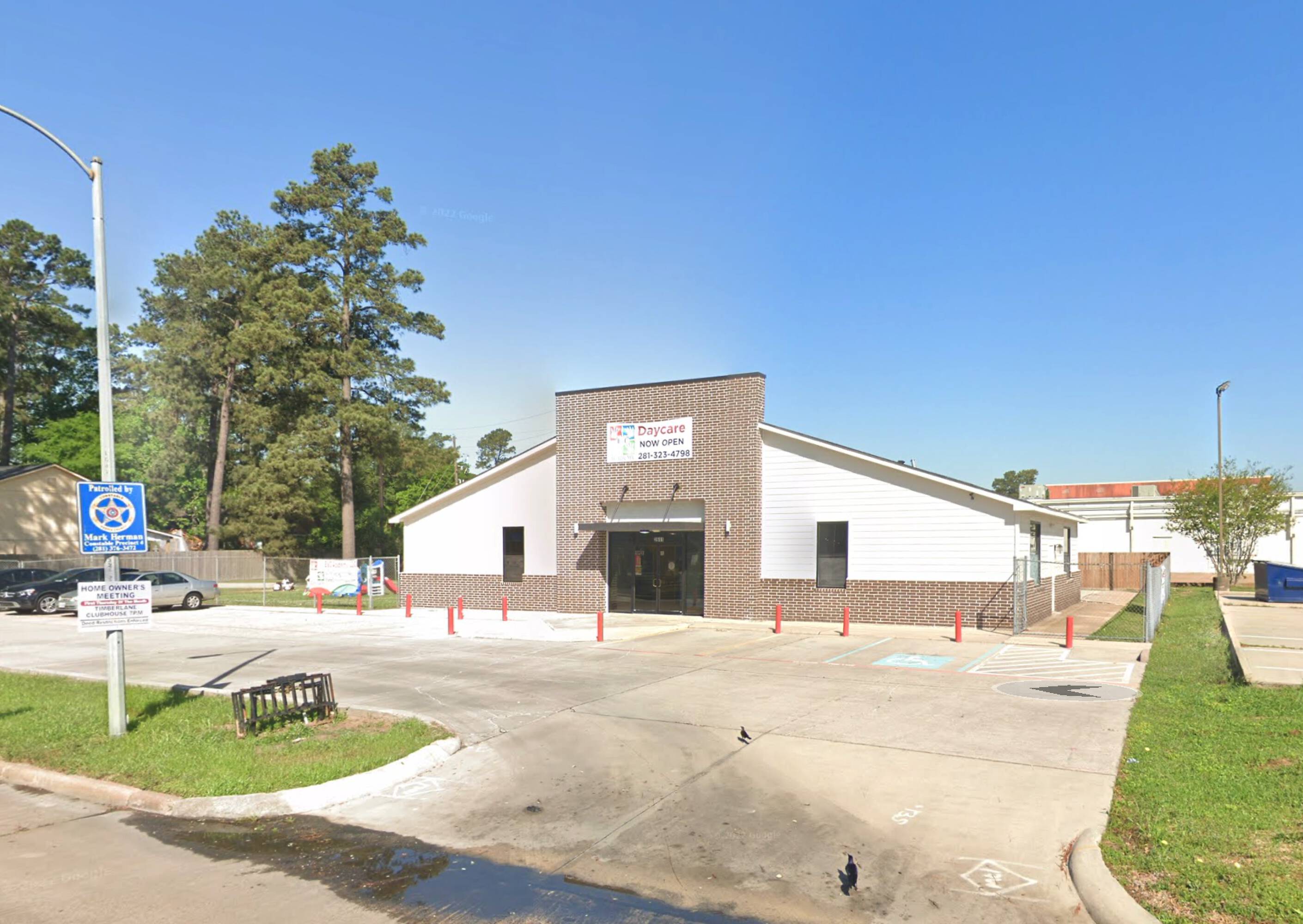 100% Leased Freestanding Building 2911 Wood River Dr