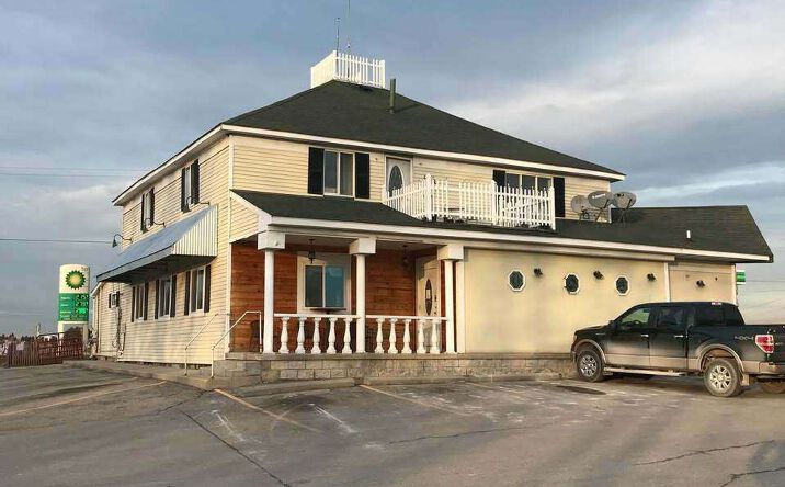 Pictures of Retail property located at 6020 Emmett Rd, Yale, MI 48097 for sales - image #1