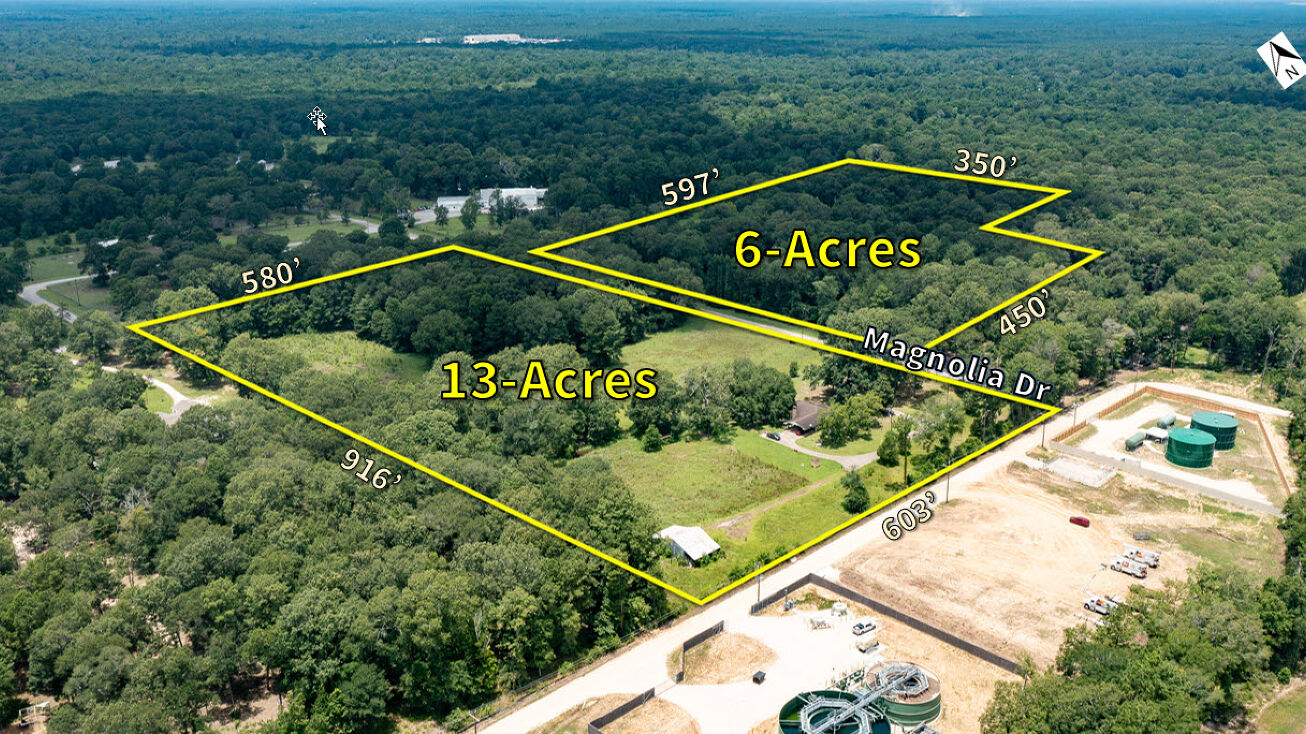 22640 White Oak Dr, Conroe, TX 77306