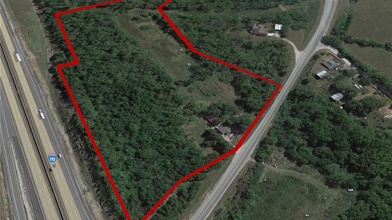 24 Highway 40 Highway, KS 66050