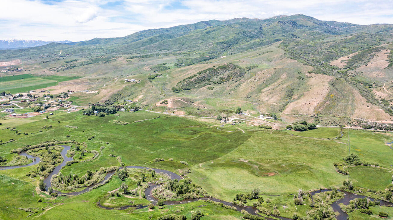 1255 W Hoytsville Rd, Hoytsville, UT 84017