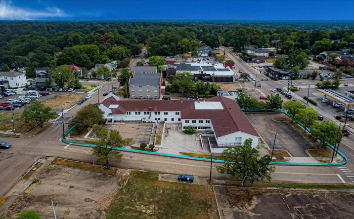 image of property at 1004 NORTH ST Jackson MS 39202-2433
