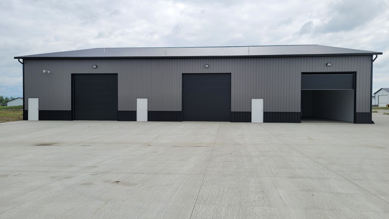 401 Snyder Dr, Huxley, IA 50124