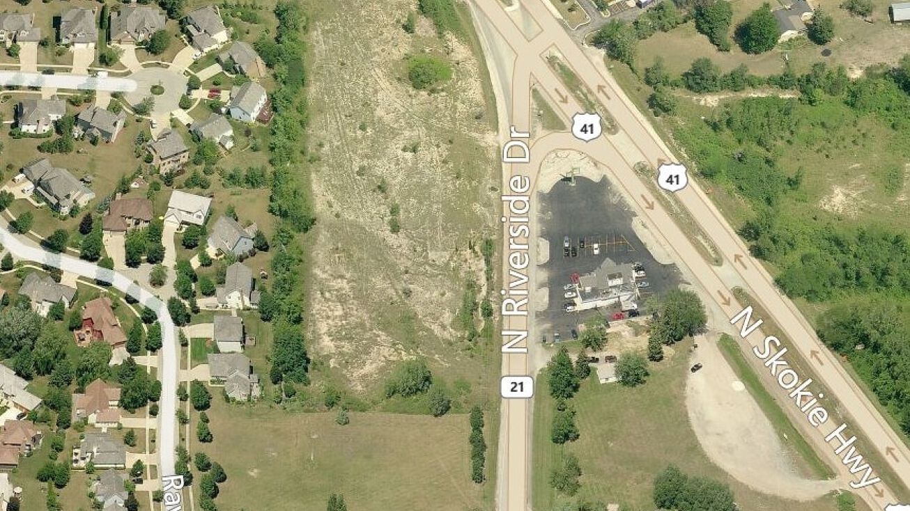 36396 Skokie Hwy, Gurnee, IL 60031