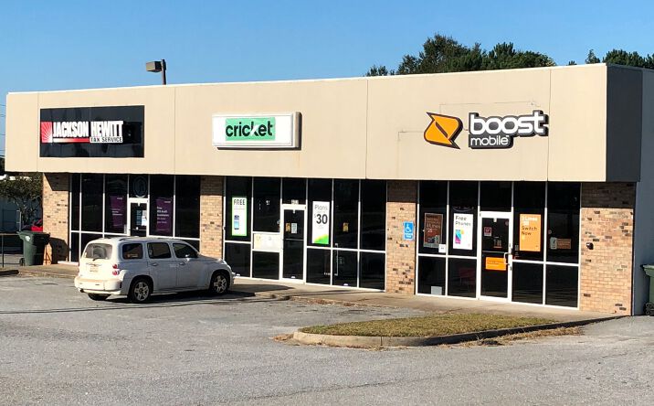 Pictures of Retail property located at 403 N Duncan Bypass, Union, SC 29379 for sales - image #1