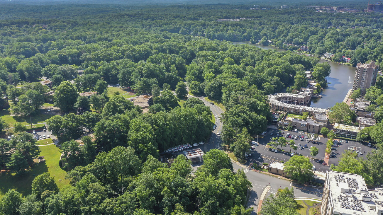 11410 N Shore Dr, Reston, VA 20190