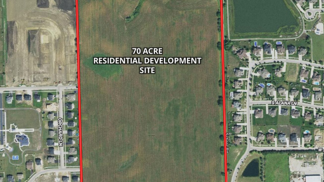 W Laraway Rd, New Lenox, IL 60451