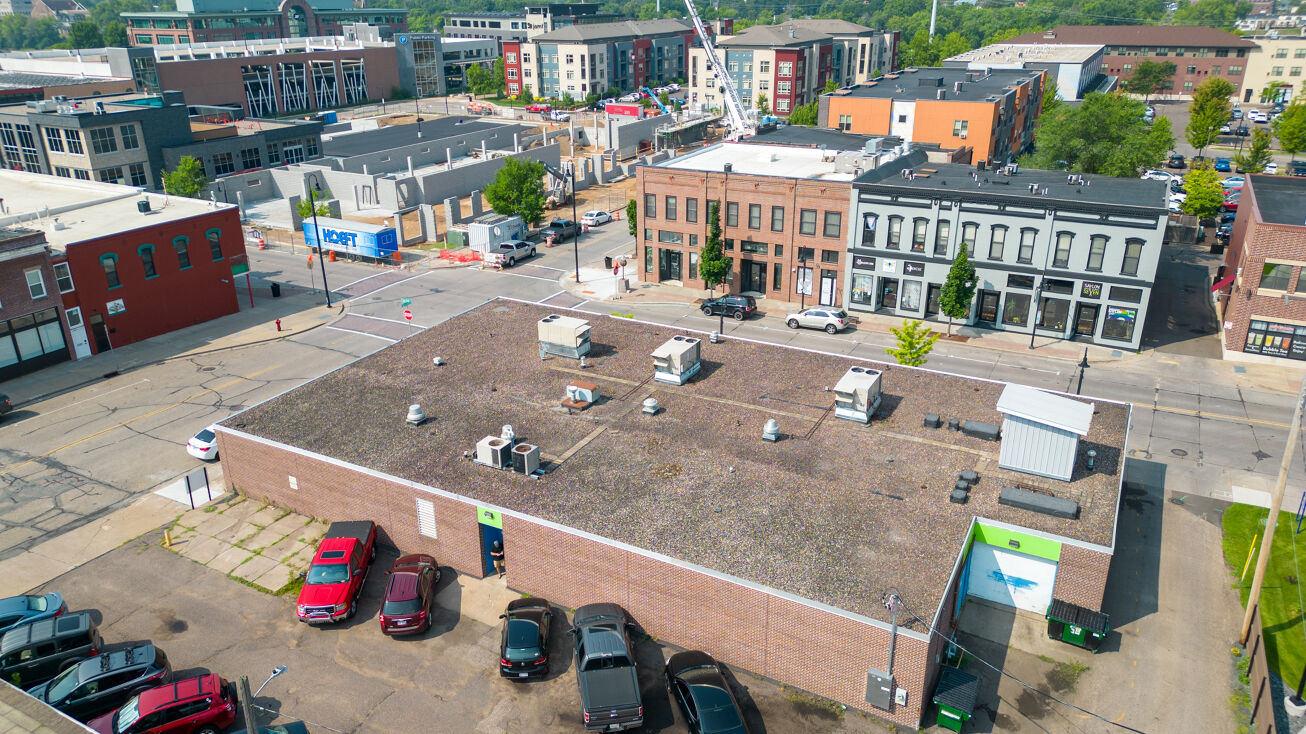 303 N Barstow and 306 Farwell Street, Eau Claire, WI 54701