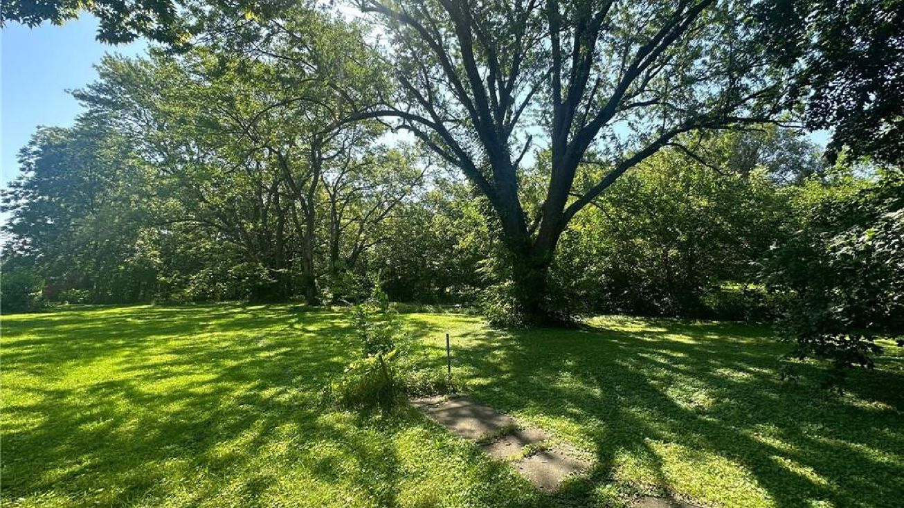 448 Carpenter Street, Osborn, MO 64474