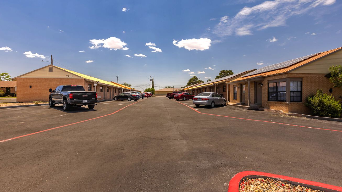 2001 Kermit Hwy, Odessa, TX 79761