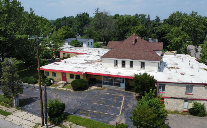 Pictures of Retail property located at 161 State St, Pontiac, MI 48341 for sales - image #1