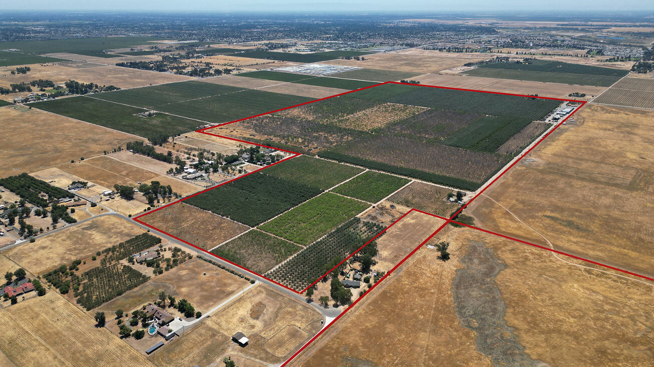 E. of Auberry Rd., N. of Copper Ave., Clovis, CA 93619