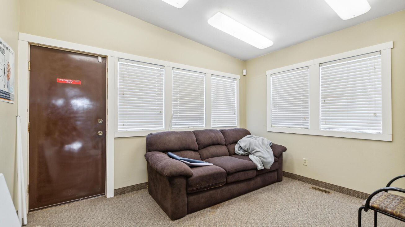 1292 Burns Way, Kalispell, MT 59901