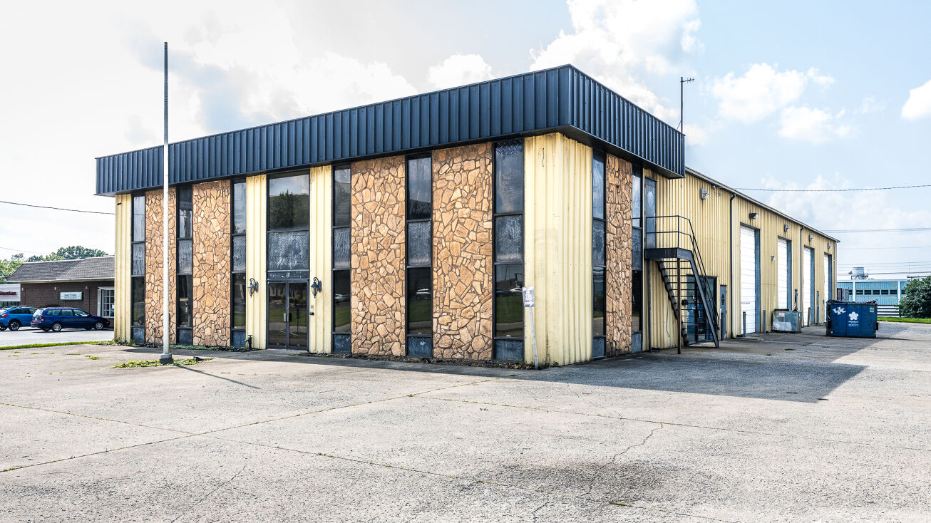 107 Crossfield Dr, Versailles, KY 40383