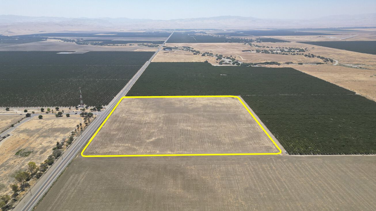 Jayne Ave, Coalinga, CA 93210