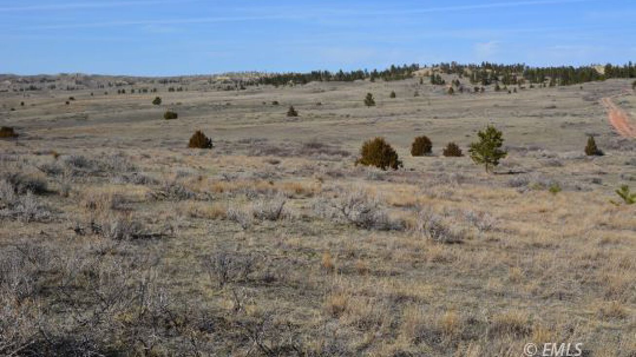 249 Overland Dr, Miles City, MT 59301