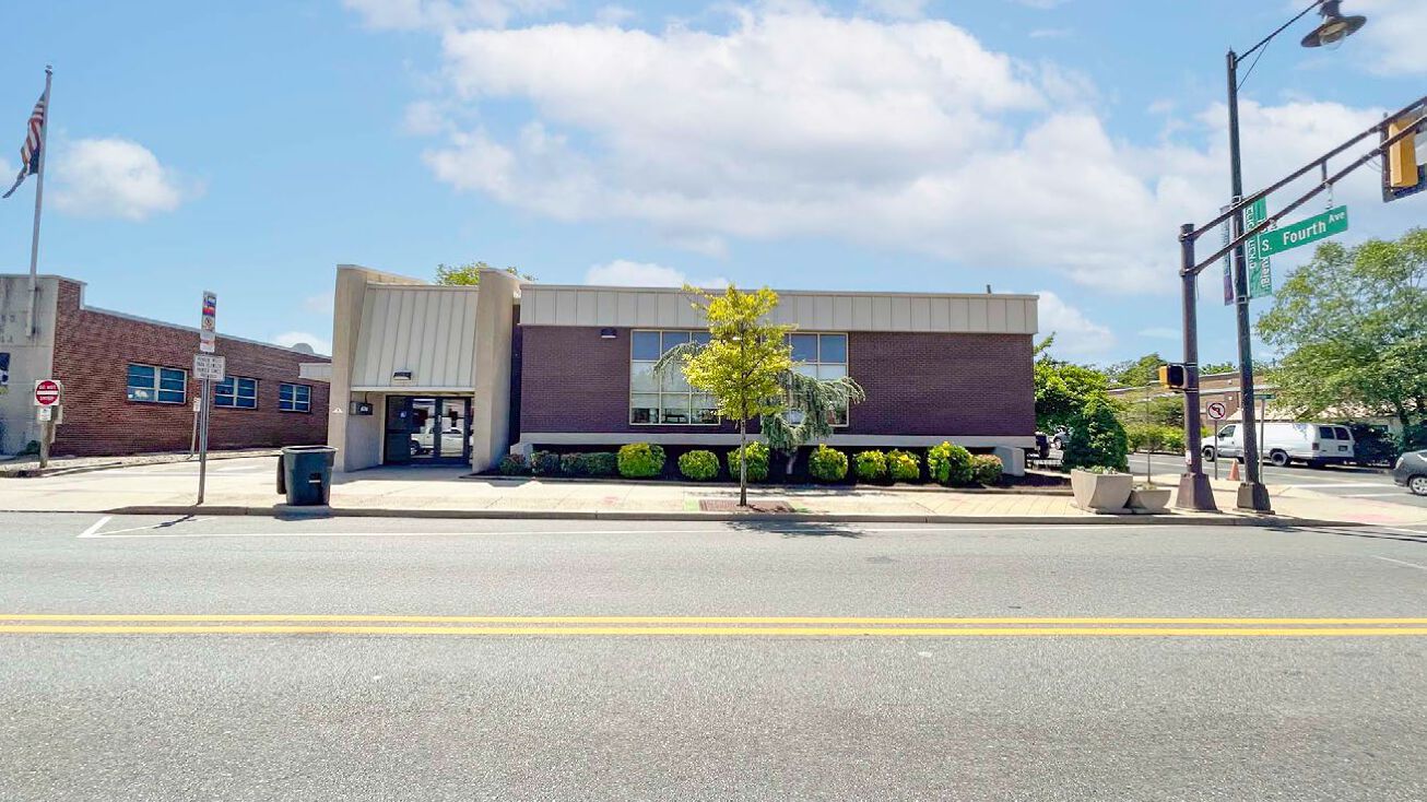 400 Raritan Ave, Highland Park, NJ 08904