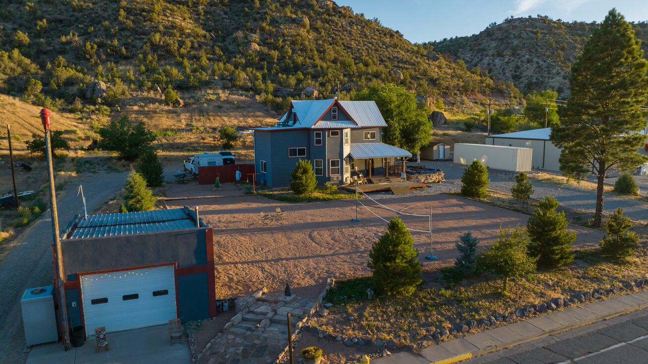 153 E Main St, Nucla, CO 81424