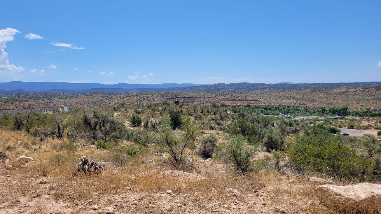 E Cornville Rd, Rimrock, AZ 86335