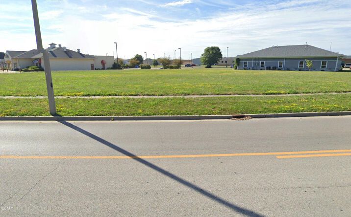 Pictures of Land property located at 3400 Liberty Dr, Springfield, IL 62704 for sales - image #1