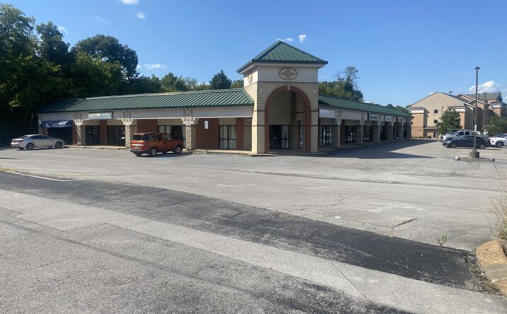 Pictures of Office, Retail, Special Purpose property located at 1461 N Mack Smith Rd, Chattanooga, TN 37412 for sales - image #1