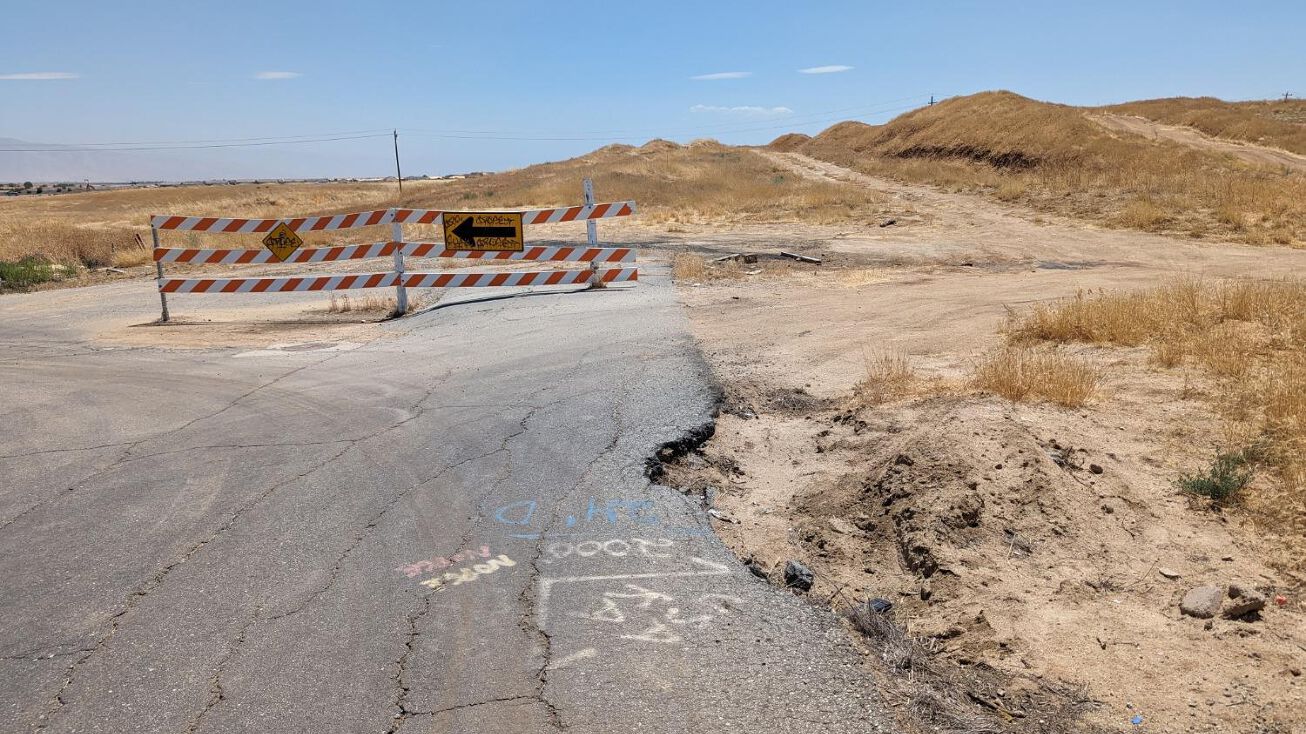 Vineland Road, BAKERSFIELD, CA 93306