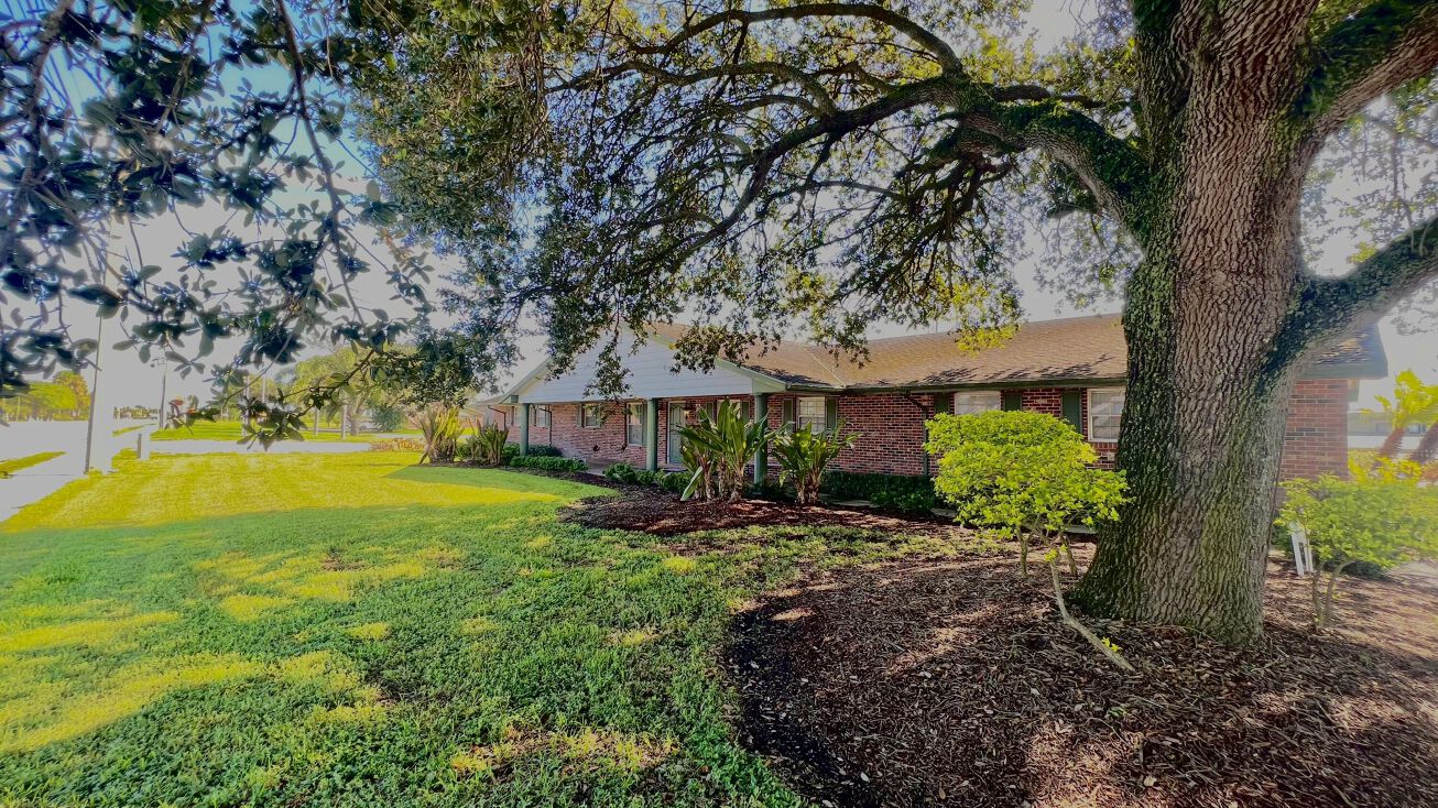 370 Us Hwy 27, South Bay, FL 33493