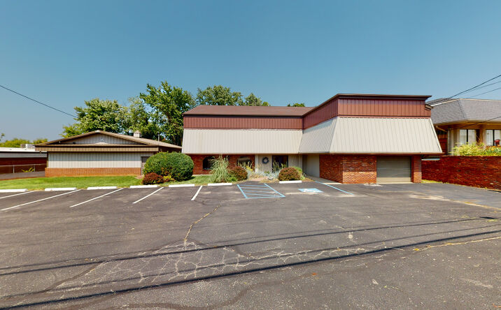 Pictures of Office property located at 12249 US-30, Irwin, PA 15642 for sales - image #1