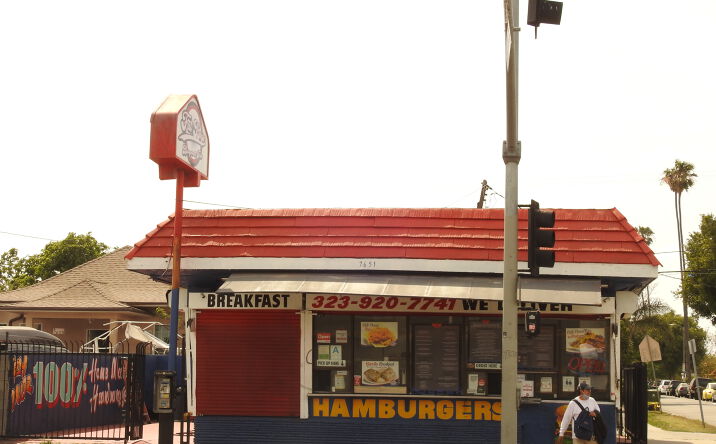 Pictures of Mixed Use property located at 7651 San Pedro St, Los Angeles, CA 90003 for sales - image #1