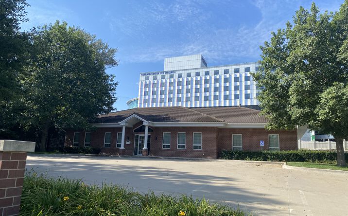 Pictures of Office property located at 8305 Davenport St, Omaha, NE 68114 for comps - image #1