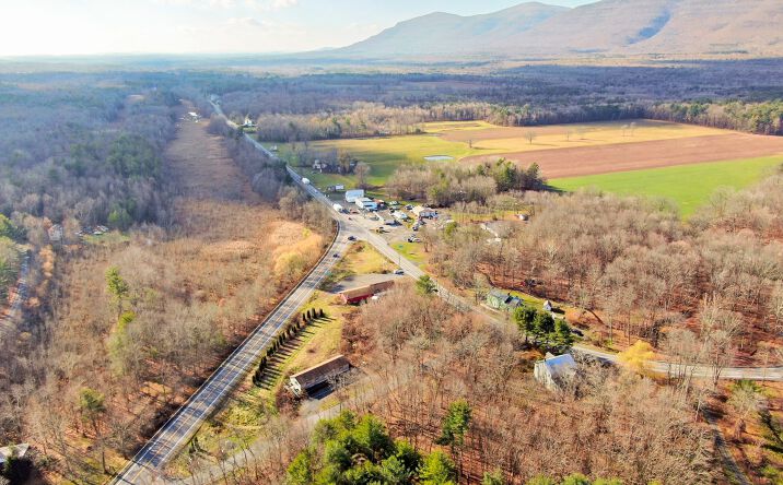 Pictures of Mixed Use, Retail property located at 8 NY-32A, Saugerties, NY 12477 for sales - image #1