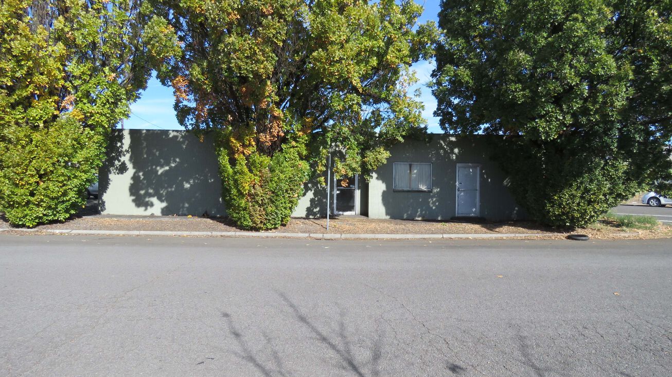 531 S 8th St, Klamath Falls, OR 97601