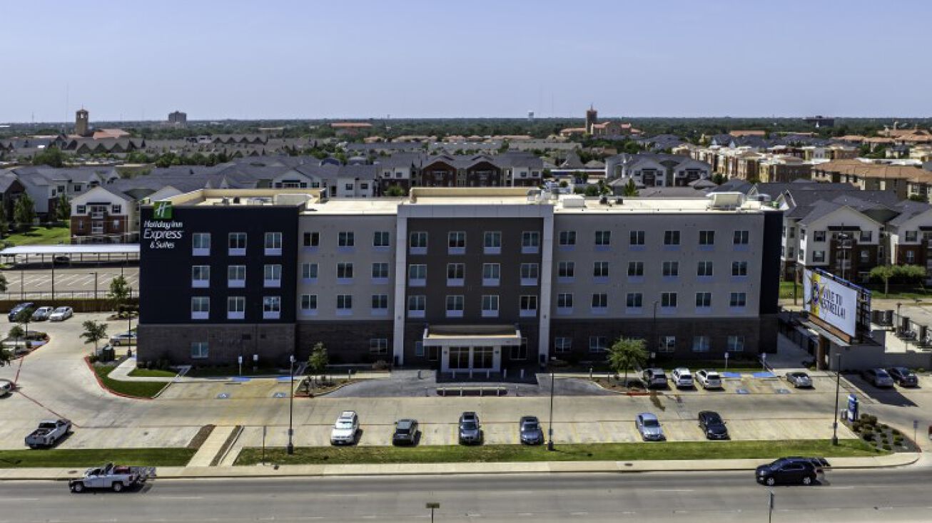 2115 Marsha Sharp Fwy W, Lubbock, TX 79401