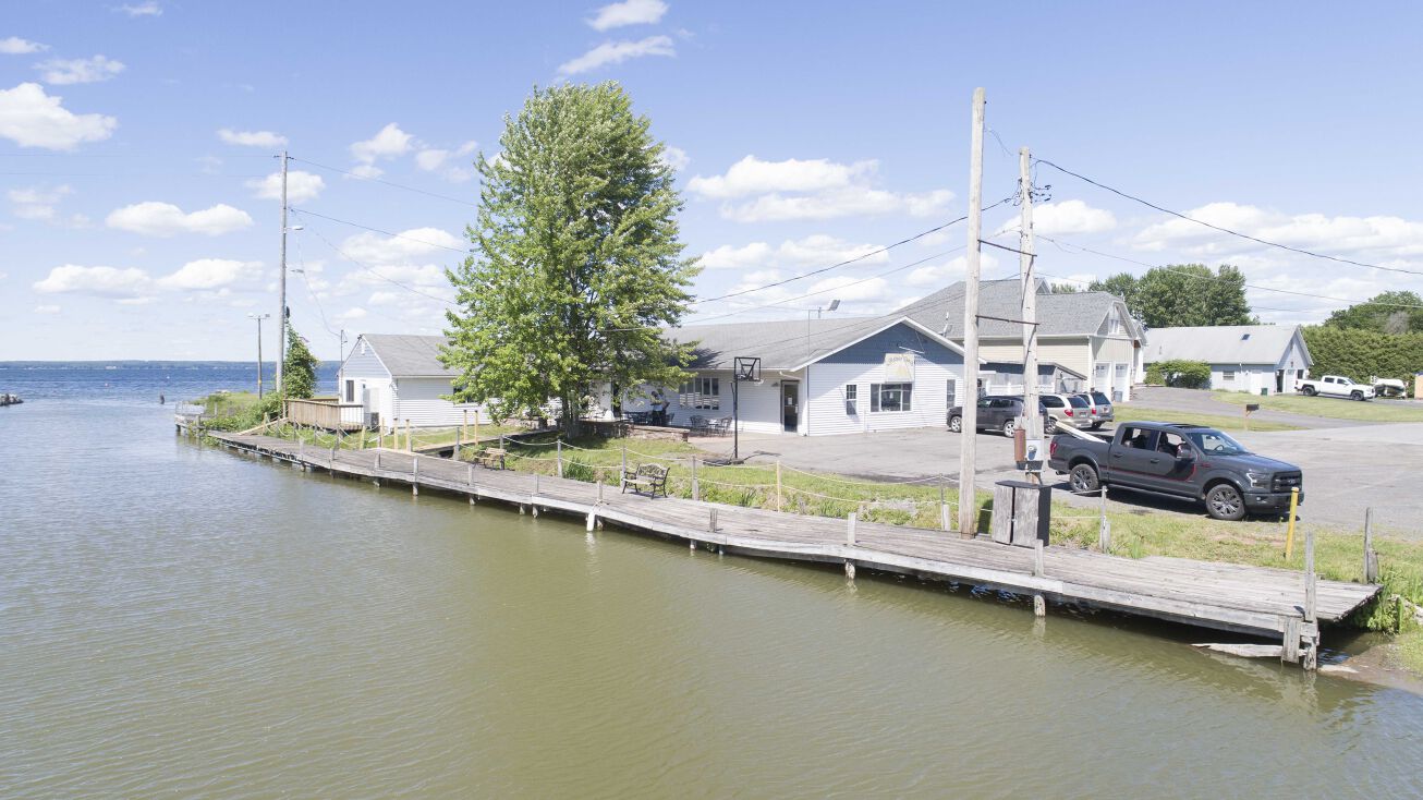 303 Barrett Ln, Bridgeport, NY 13030