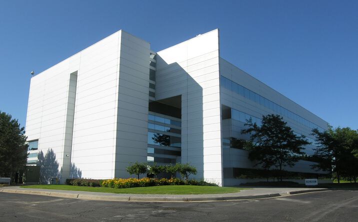 Pictures of Office property located at 5300 Auto Club Dr, Dearborn, MI 48126 for sales - image #1