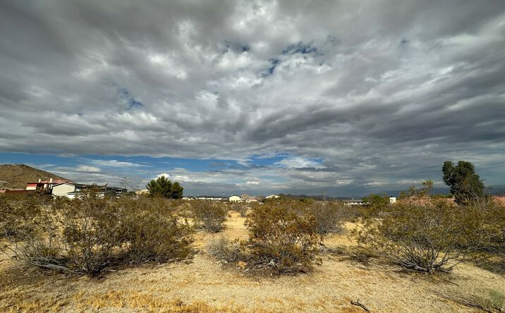 Pictures of Land property located at Wato Rd, Apple Valley, CA 92307 for sales - image #1