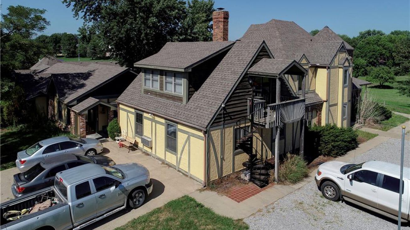 1509 Linn Street, Valley Falls, KS 66088