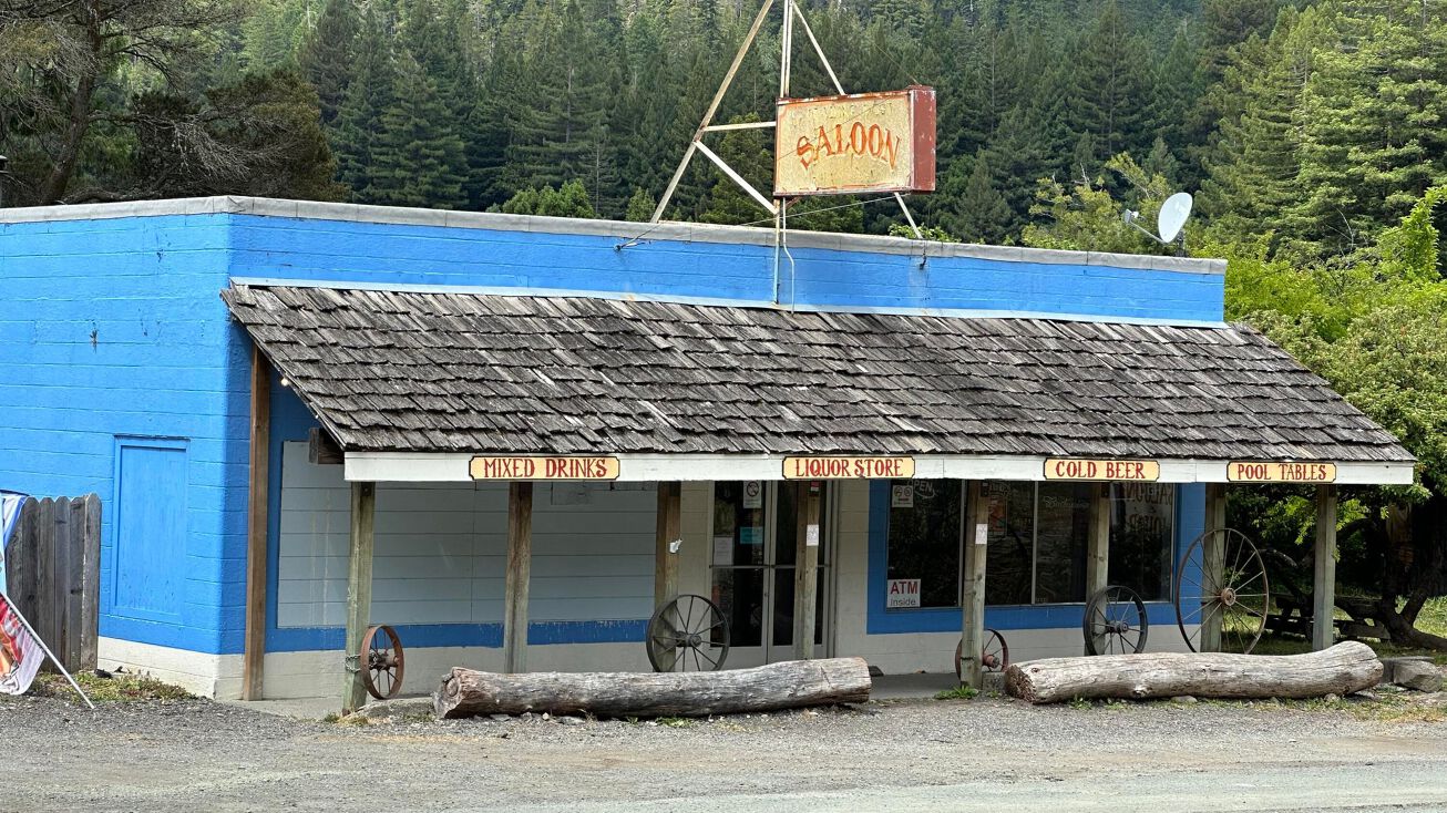 12946 Avenue of the Giants, Myers Flat, CA 95554