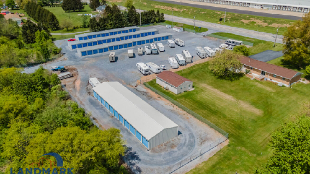 2884 US22, Fredericksburg, PA 17026