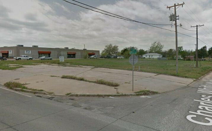 Pictures of Land property located at 1701 Southwest 11th Street, Lawton, OK 73501 for sales - image #1
