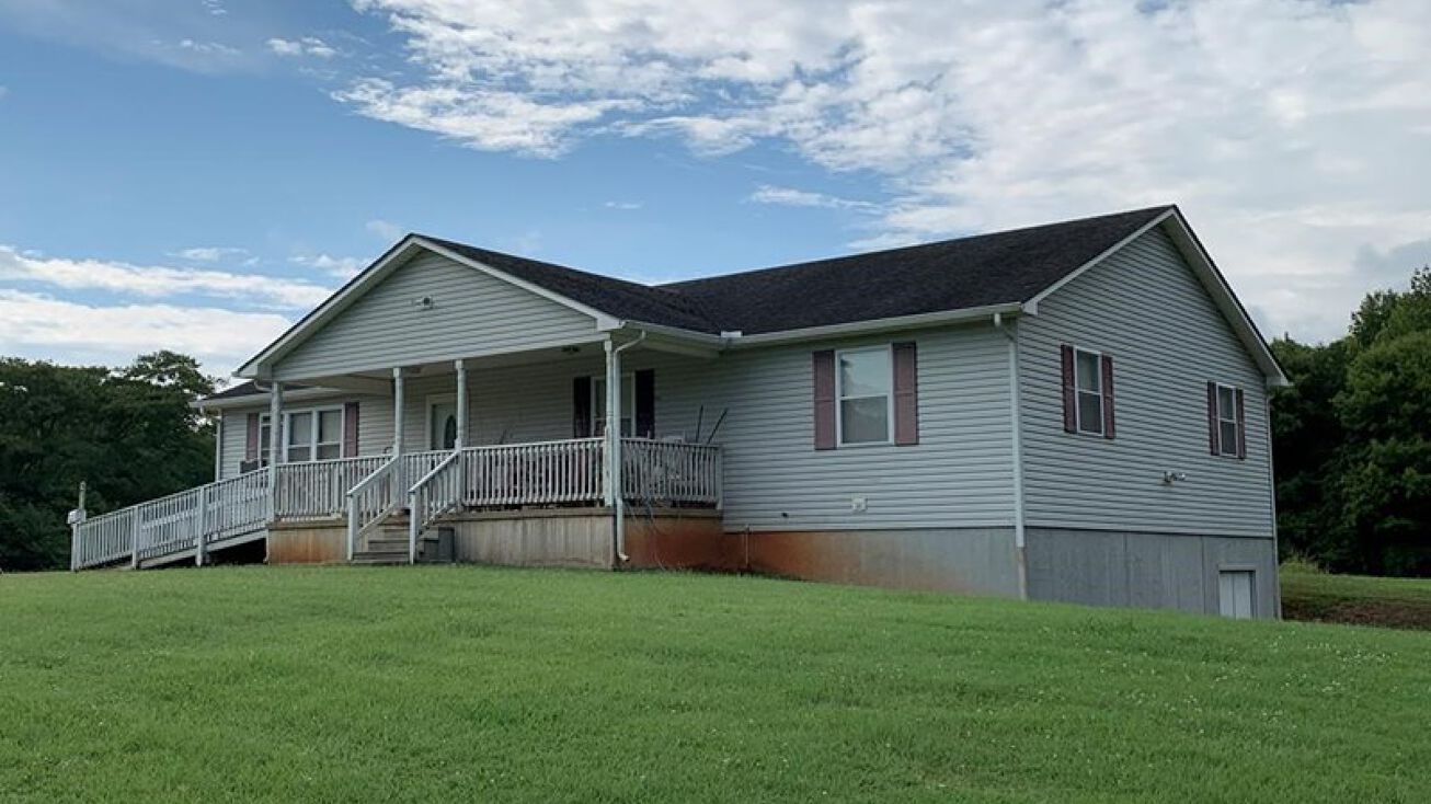 1410 Staunton River Rd, Clarksville, VA 23927