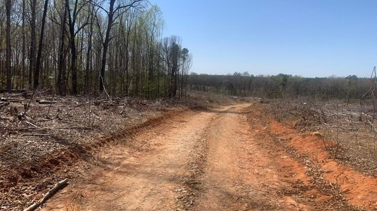 2104 Plank Rd, Kenbridge, VA 23944