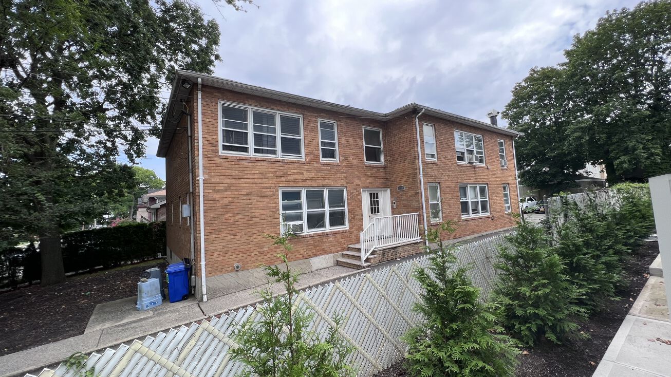 509 Davis Ave, Staten Island, NY 10310