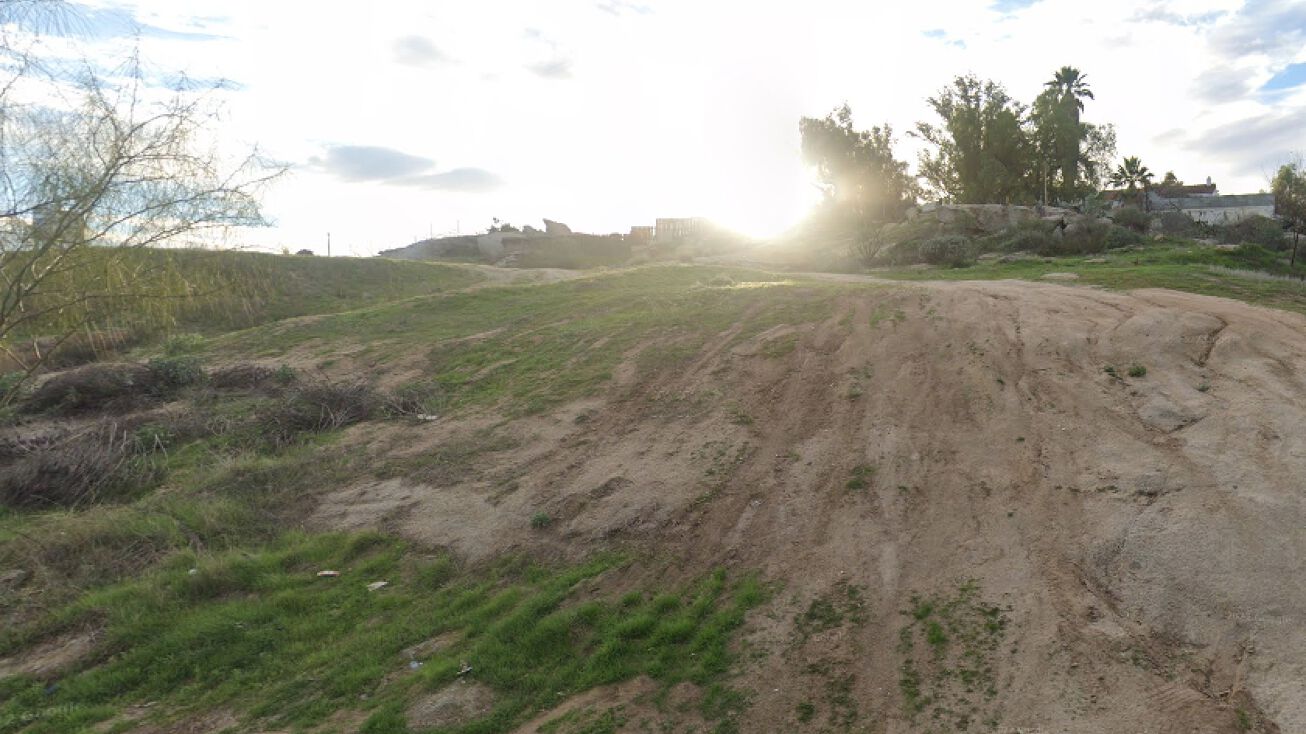 Mohawk Pl, Perris, CA 92570