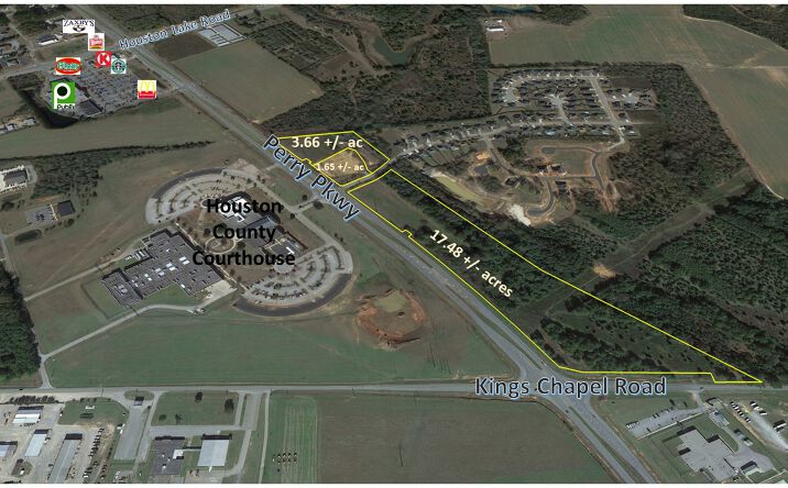 Pictures of Land property located at 252 Perry Pkwy, Perry, GA 31069 for sales - image #1