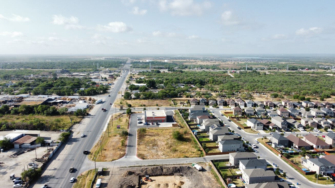 NWC Loop 410 and Roosevelt Ave, San Antonio, TX 78214