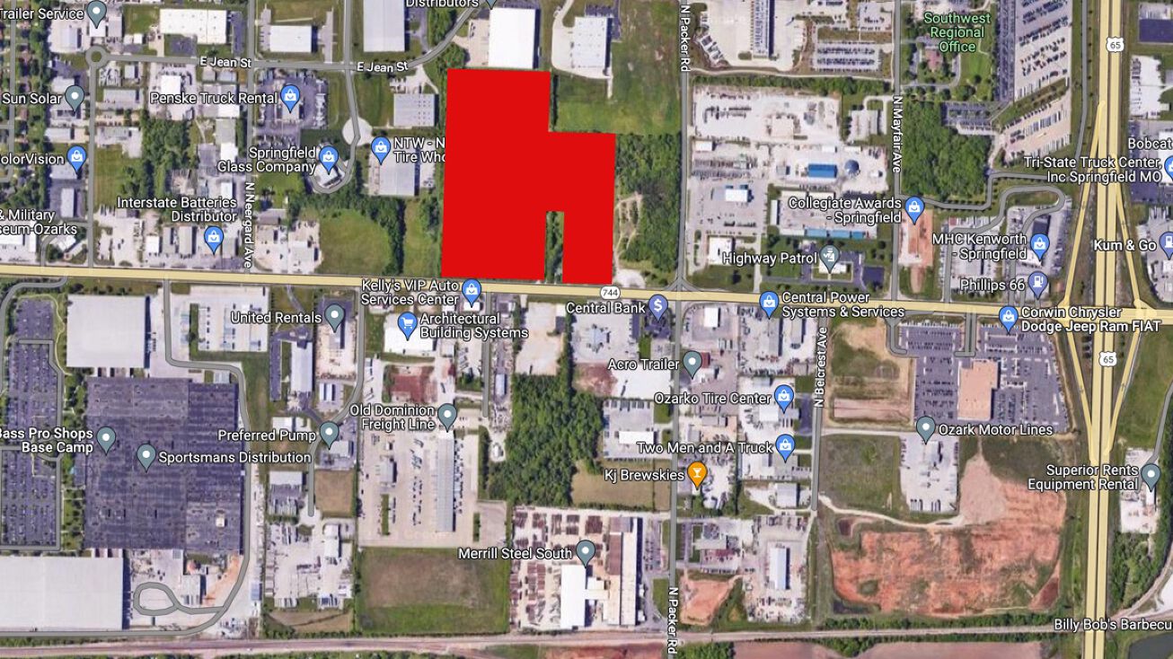 2829 E Kearney St, Springfield, MO 65803