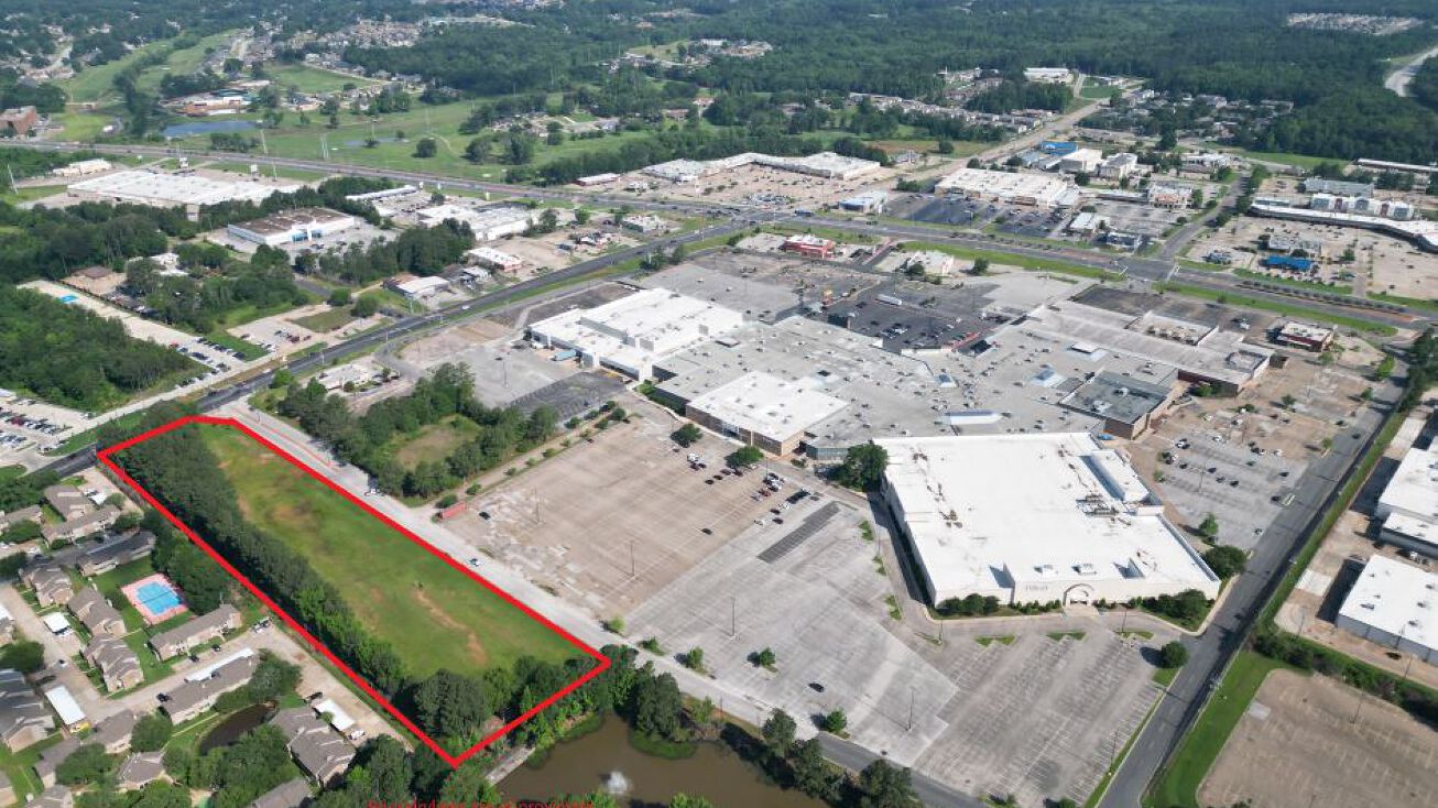 3500 McCann Rd, Longview, TX 75605